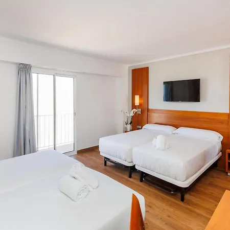 Hotel O7 Colombo S'Illot (Mallorca)