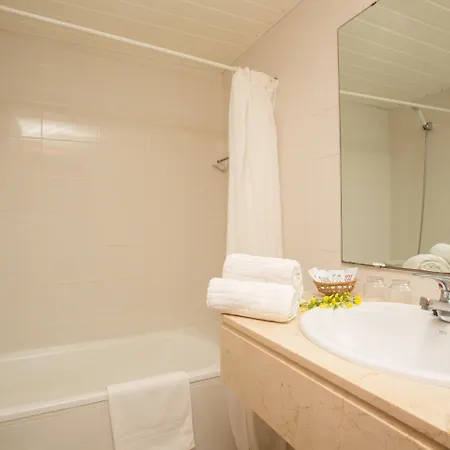 Hotel O7 Colombo S'Illot (Mallorca)